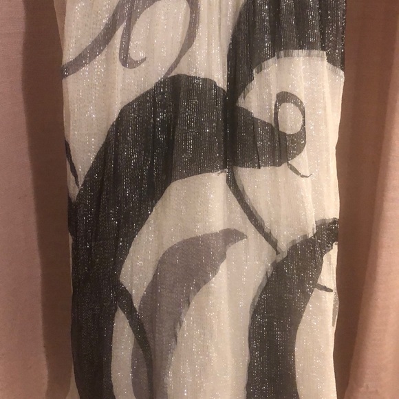 Sparkly gorgeous BEBE dress - Picture 2 of 8